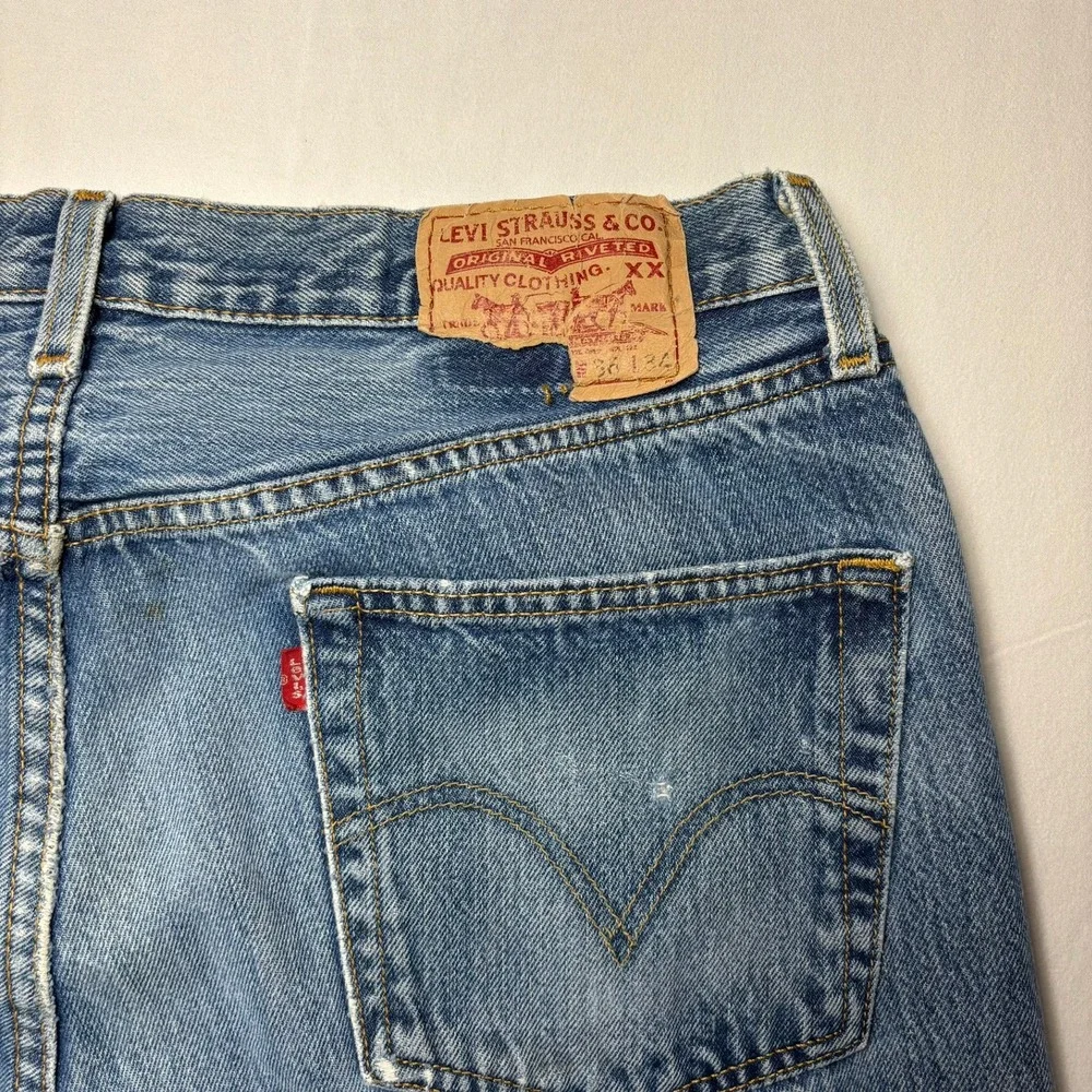 VTG Levi's 501 Jeans Mens 36x34 Fit 34x33 Blue Button Fly Straight Leg 90s Denim